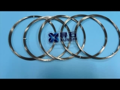 Fios de guia de ondas magnetostritivos para transdutor de deslocamento de sonda de calibração de nível